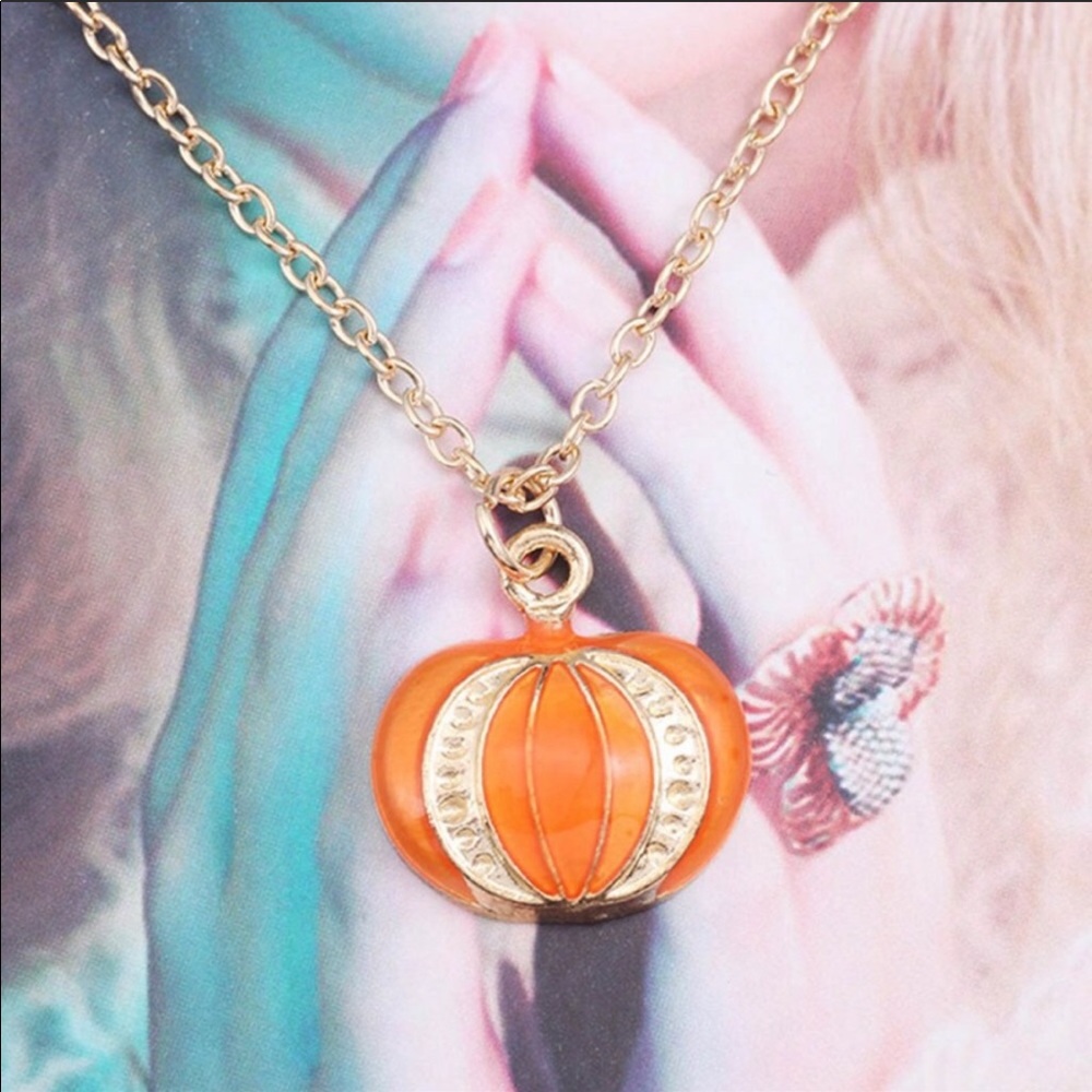 Pumpkin 🎃 NECKLACE! - Picture 3 of 3
